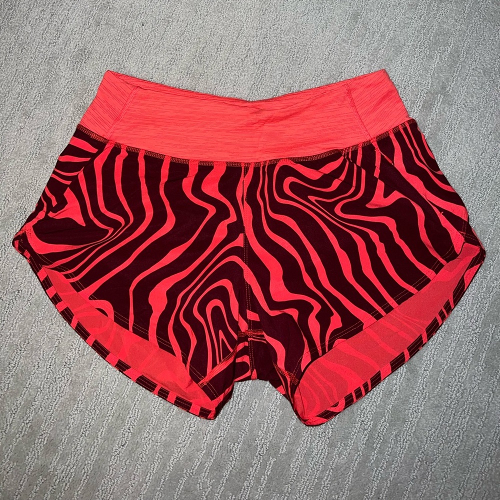 OV Hudson 4” short in fun pattern